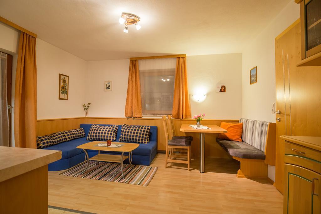 Apartamento Haus Alpengruss Neustift im Stubaital Exterior foto